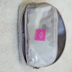S&D Travel beauty pouch
